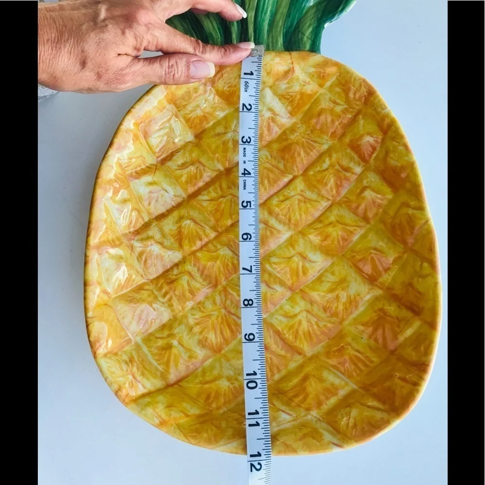 Pineapple Fruit Dish Melamine BIG, in EUC